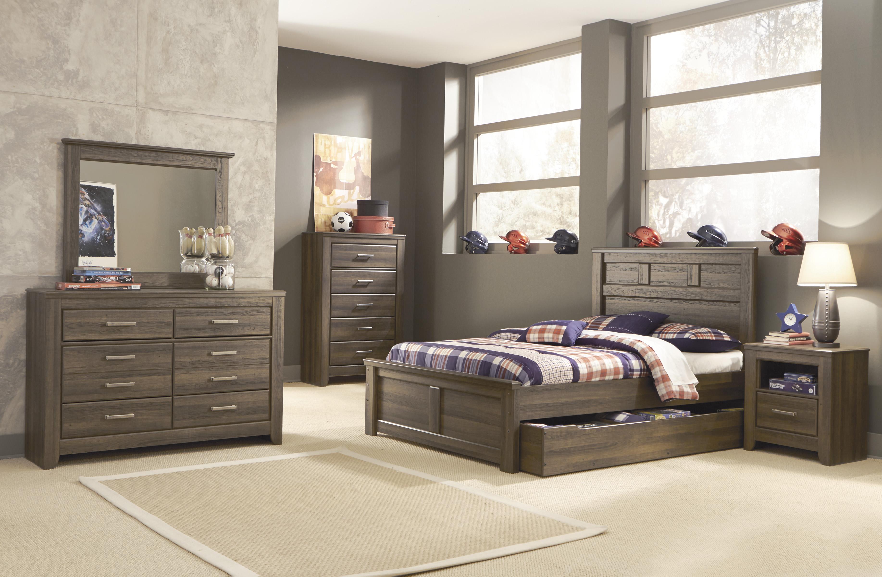 Signature Design by Ashley Juararo Transitional Full Panel Bed w/ Under